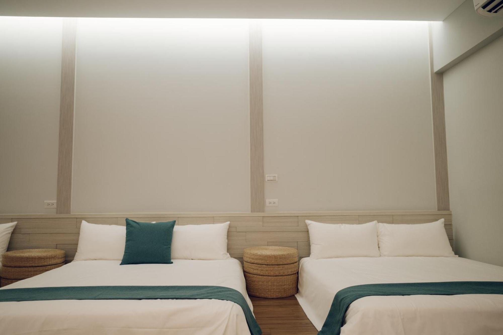 蘊慢築 茶花藝主題民宿 Yun Man Zhu Homestay Gongguan Extérieur photo